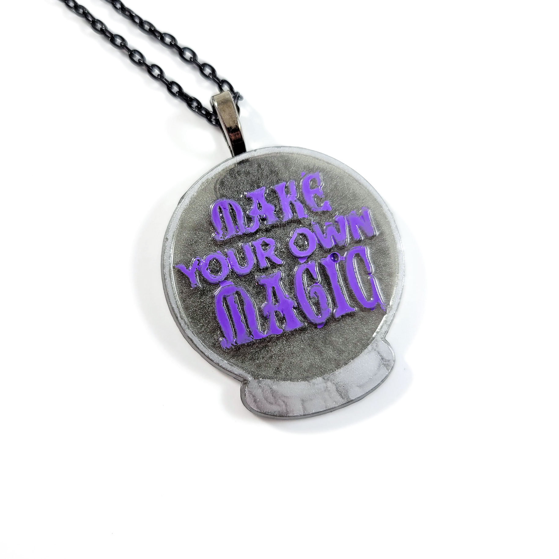 Make Your Own Magic Necklace by Wilde Designs